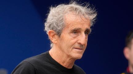 Alain Prost injured in robbery