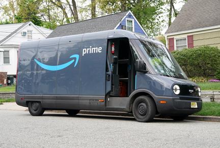 Amazon launches weight-loss pill delivery