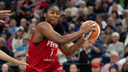 Aliyah Boston Signs Record WNBA Deal