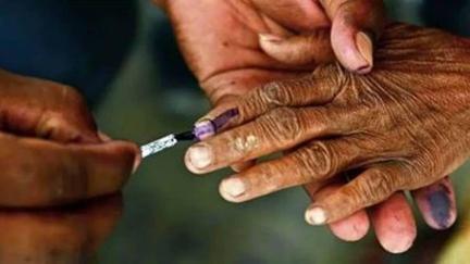 UP Extends Gram Pradhans' Tenure