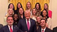 Trump photo with tennis team backfires