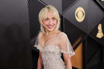 Sabrina Carpenter Apologizes for Coachella Gaffe