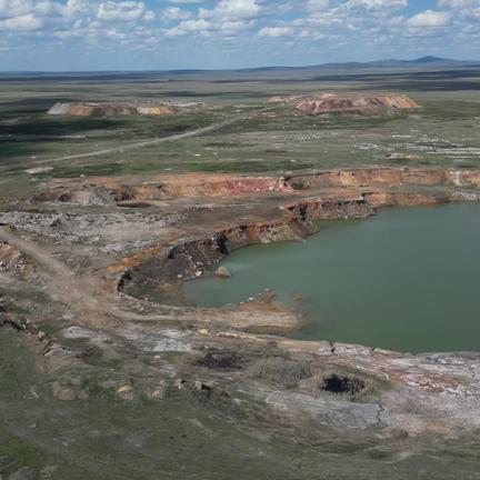 Trump Sons Eyed in Billion-Dollar Kazakh Mining Deal