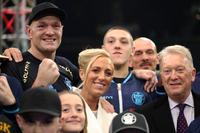 Tyson Fury eyes Joshua fight