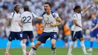Spurs survive, West Ham relegated