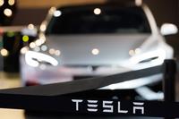 Tesla Plunges $200B as Tech Sells Off