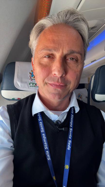 Pope Leo urges peace in Africa