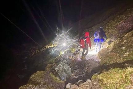 Storm Dave batters UK with high winds