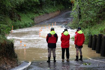 Wellington hit by flash floods