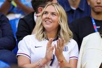 England Edge Mexico 3-2 in World Cup Thriller