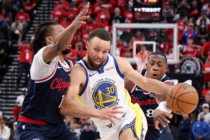 Warriors advance in NBA play-in