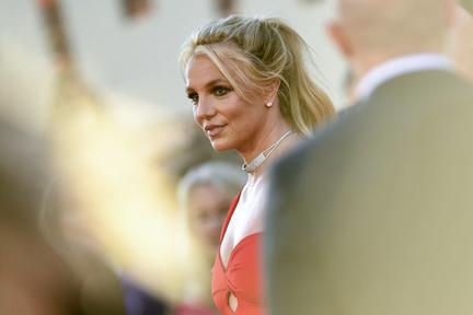 Britney Spears Enters Rehab