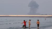 US Strikes Iran for Third Night