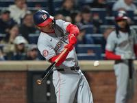 Nationals rout reeling Mets