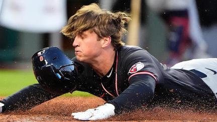 Guardians stop skid vs Royals