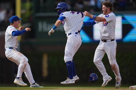 Cubs Sweep Phillies in Nine Straight
