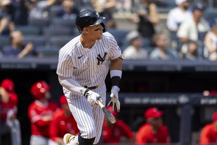 Mike Trout's historic home run streak