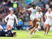 Red Roses thrash Scotland