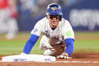 Blue Jays rout Angels 14-1