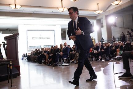 FISA spy powers vote delayed