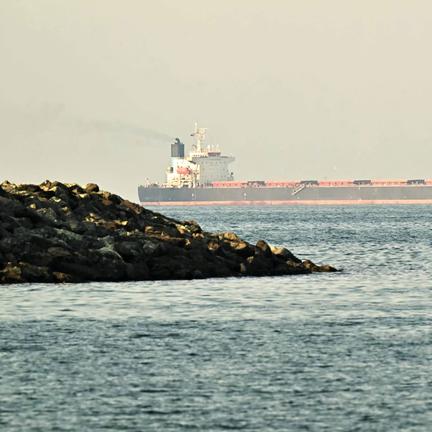 Trump Orders Strait of Hormuz Blockade