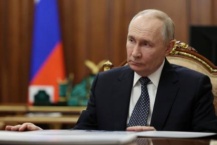 Putin announces Easter ceasefire
