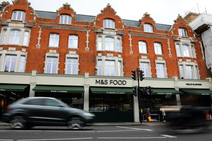 M&S chair warns on shoplifting