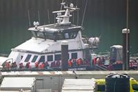 Migrants die off French coast