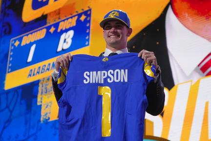 Rams stun draft with Ty Simpson