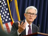 Fed minutes signal rate hikes
