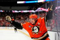 Flyers Offer Sheet for Leo Carlsson Shakes NHL