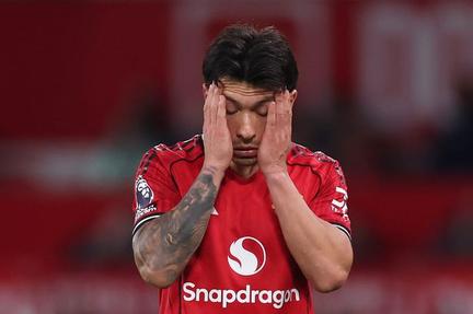 Lisandro Martinez Red Card Row