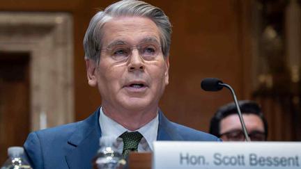 US Treasury extends oil sanctions relief