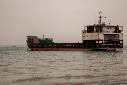 Iran seizes ships in Hormuz