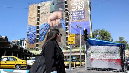 Trump Extends Iran War Ceasefire