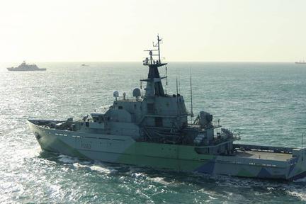 Russian Warship Fires Warning Shots at British Yacht