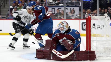 Avalanche Edge Kings in Opener