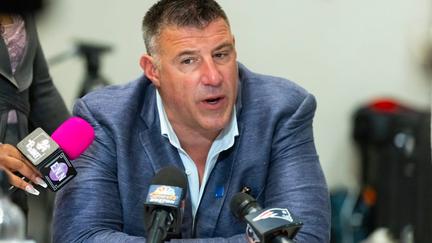 Mike Vrabel misses draft for counseling