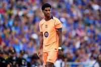 Barcelona close in on title
