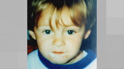 James Bulger's grave vandalized