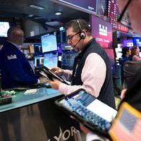 Aussie Dollar Slides on Blockade