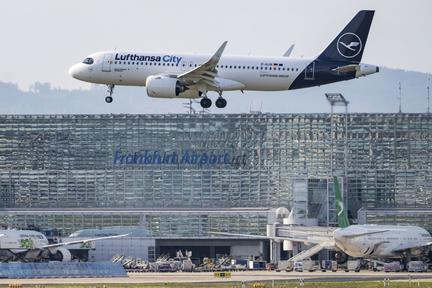 Lufthansa to Shut CityLine Unit