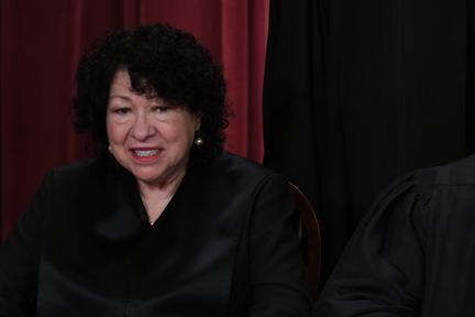 Sotomayor Apologizes to Kavanaugh