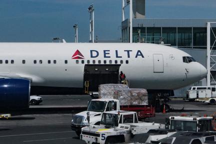Delta Raises Baggage Fees