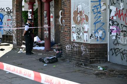 Arson attacks target London synagogues