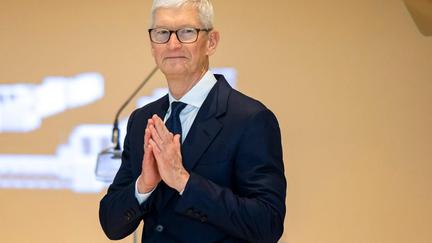 Tim Cook steps down as Apple CEO, Ternus takes over