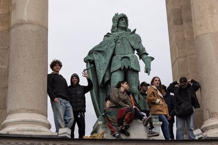 Hungary prepares for pivotal vote