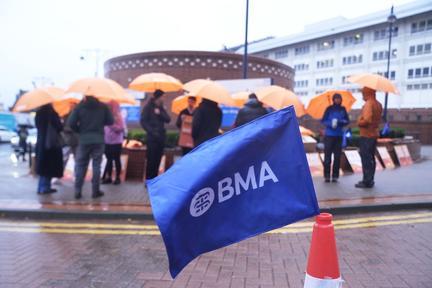 Junior doctors strike in England