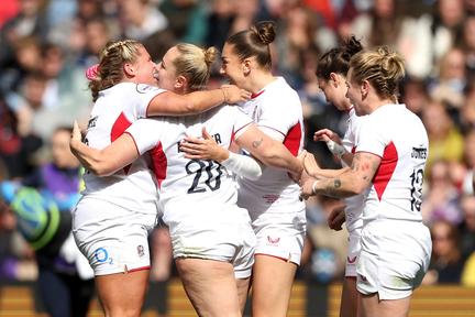 Red Roses thrash Scotland