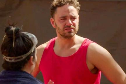 Adam Thomas and Jimmy Bullard row